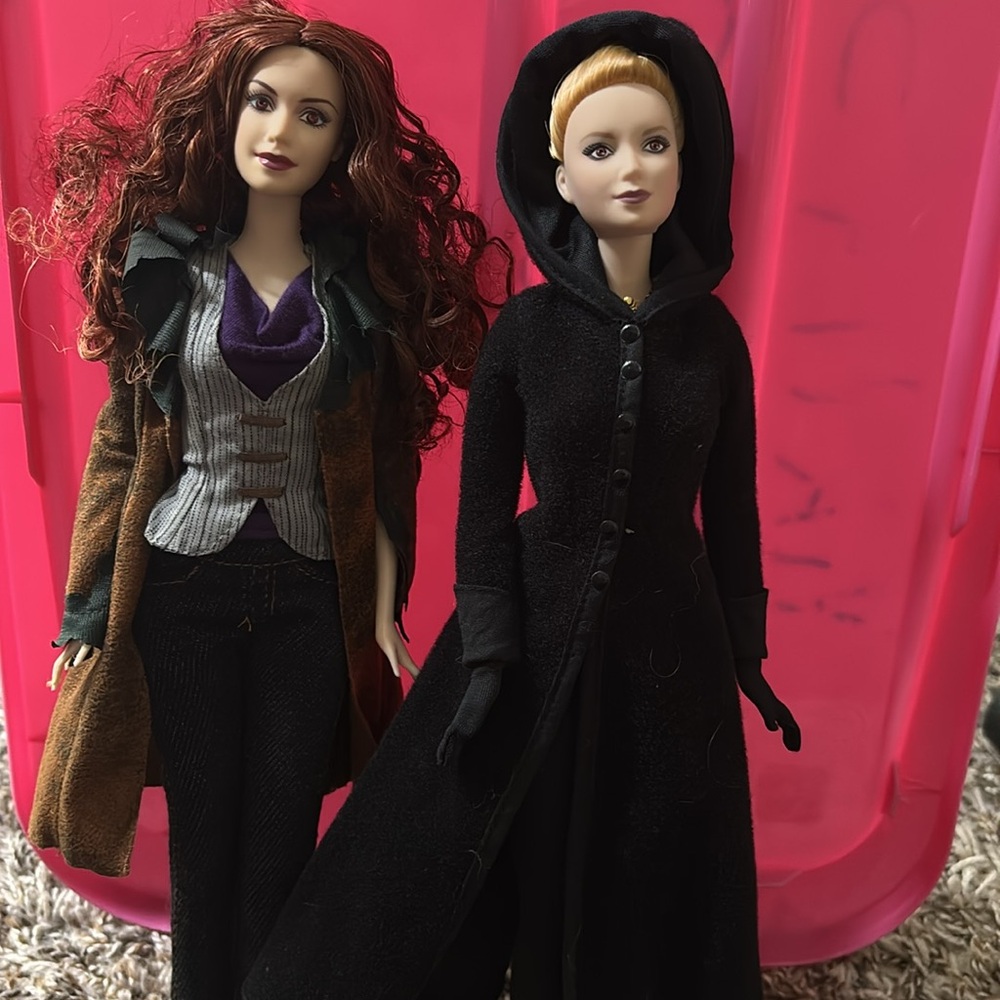 Twilight Saga Barbie Dolls EUC-Pick one - Picture 13 of 16